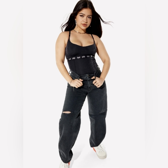 Yitty Spotlight Shaping Demi Cup Thong Bodysuit - Picture 10 of 10